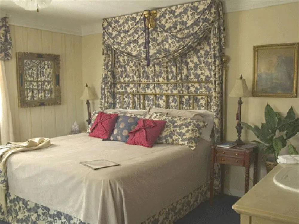 Garden Walk Inn