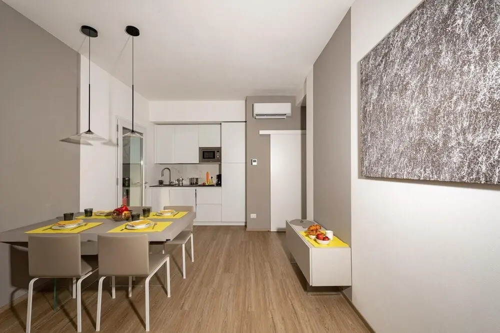 The View-wind Design apt With Terrace Lake View