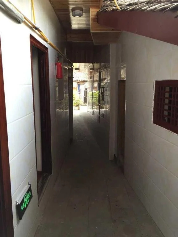 Langzhong Zhaoshi Inn
