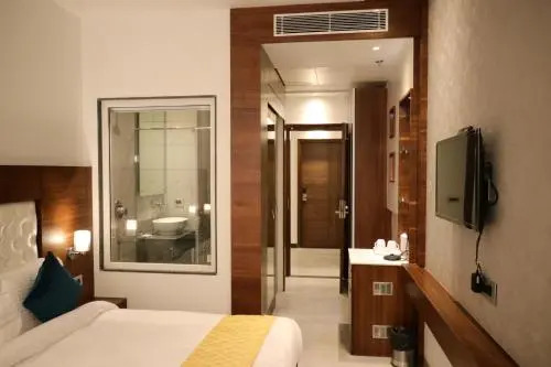 Hotel Highway Inn
