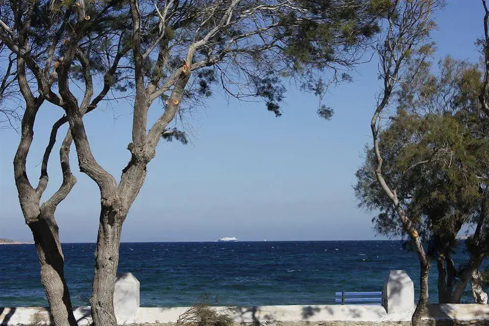 Almira Suites - Seafront - Naousa Paros