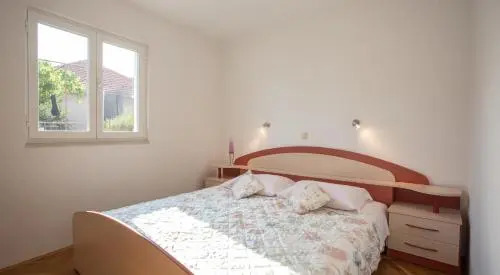 Apartments Frano Jr by the Sea