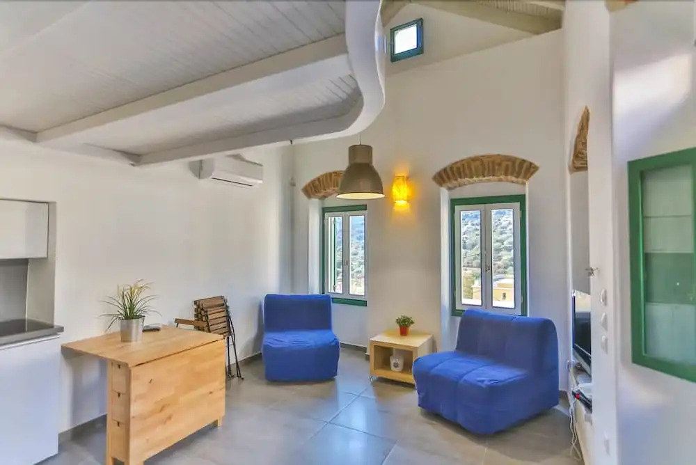 Annika Deluxe Apartments