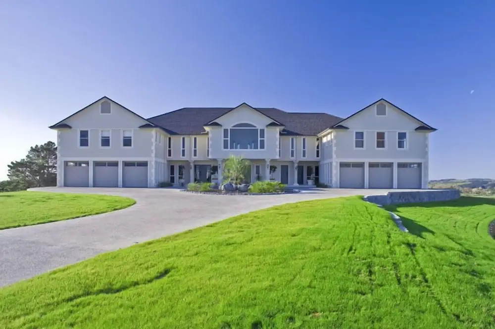 Sapphire Ridge