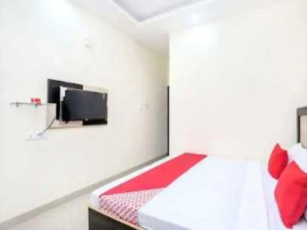 OYO Flagship 80559A Noor Guest House