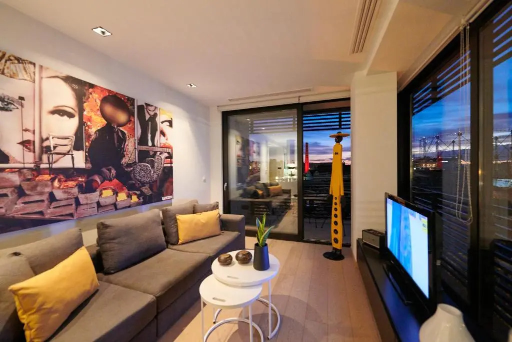 Ma Maison Nο 4, Downtown Loft , Short Walk to Acropolis, Ultra high speed Internet 500 Mbps, Parking upon request, 1' from metro station