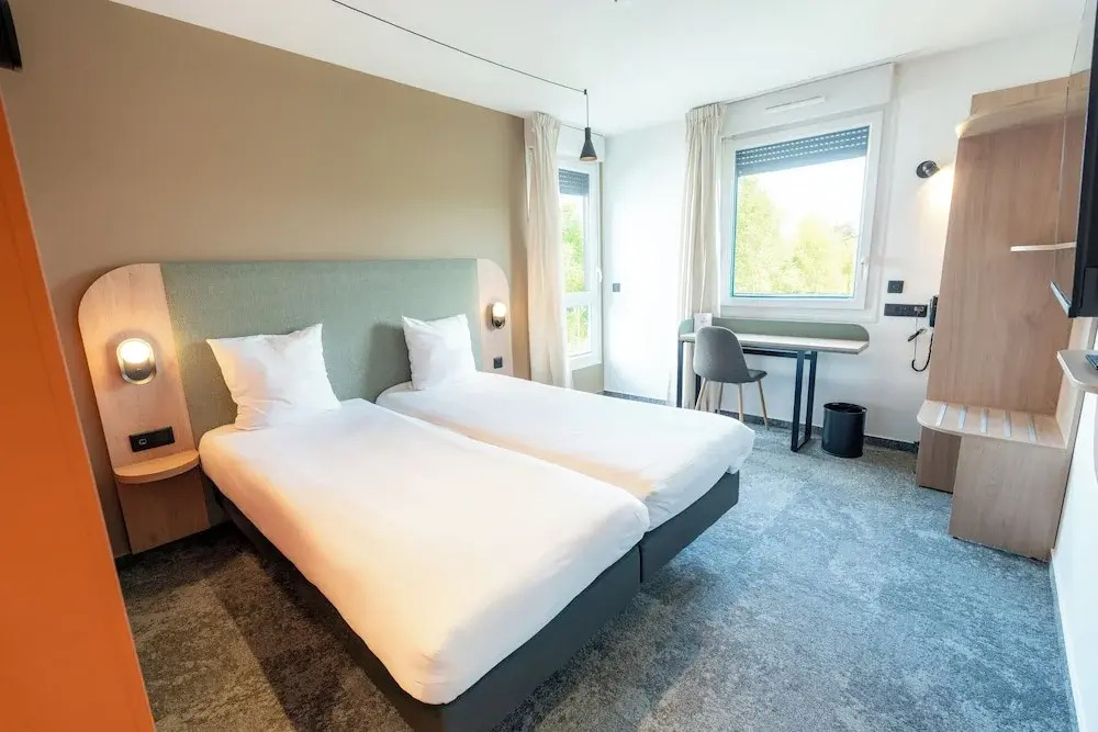 Hôtel AKENA Chalons-en-Champagne