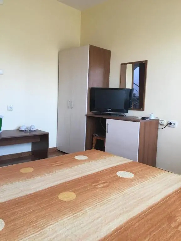 Tonus Guest House