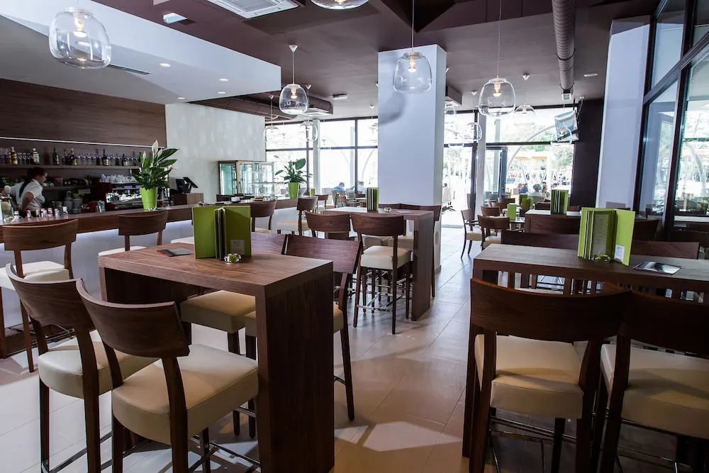 Hotel International