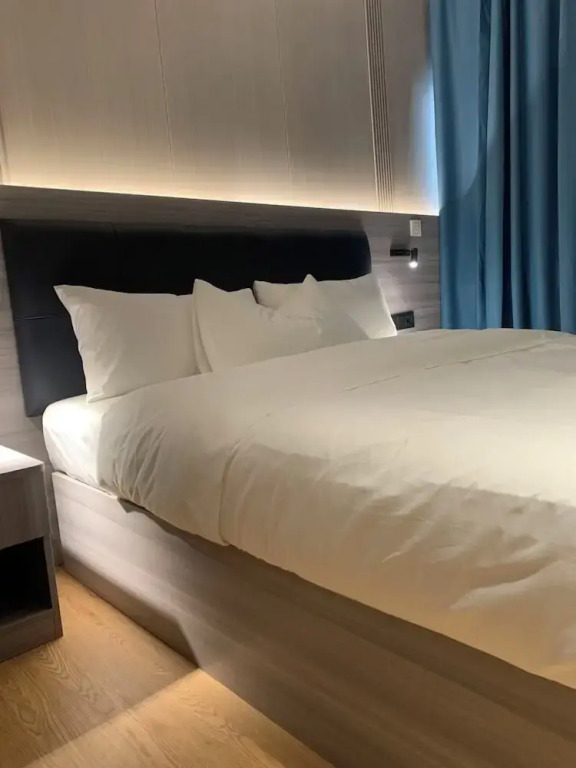 Mooncity Hotel & Boardinghouse