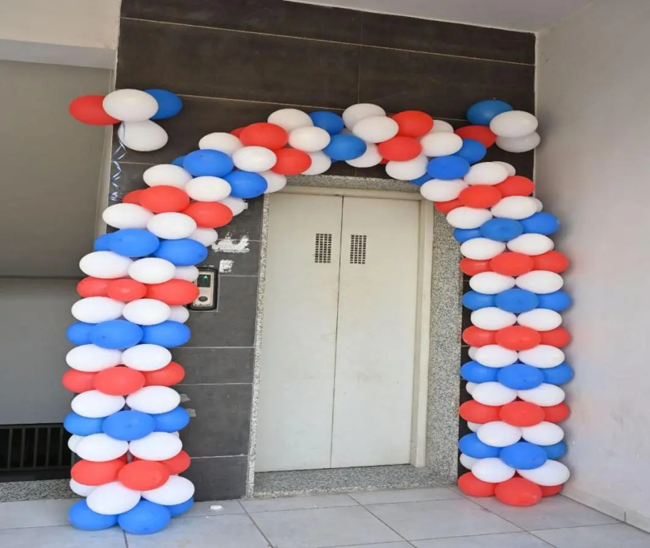 Hotel Avadh Palace, Subhash Bridge, RTO Circle, Ahmedabad