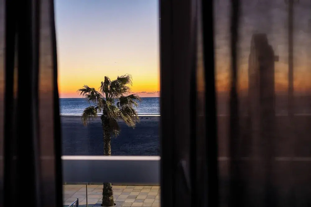 Logis Hôtel & Restaurant Mediterranee