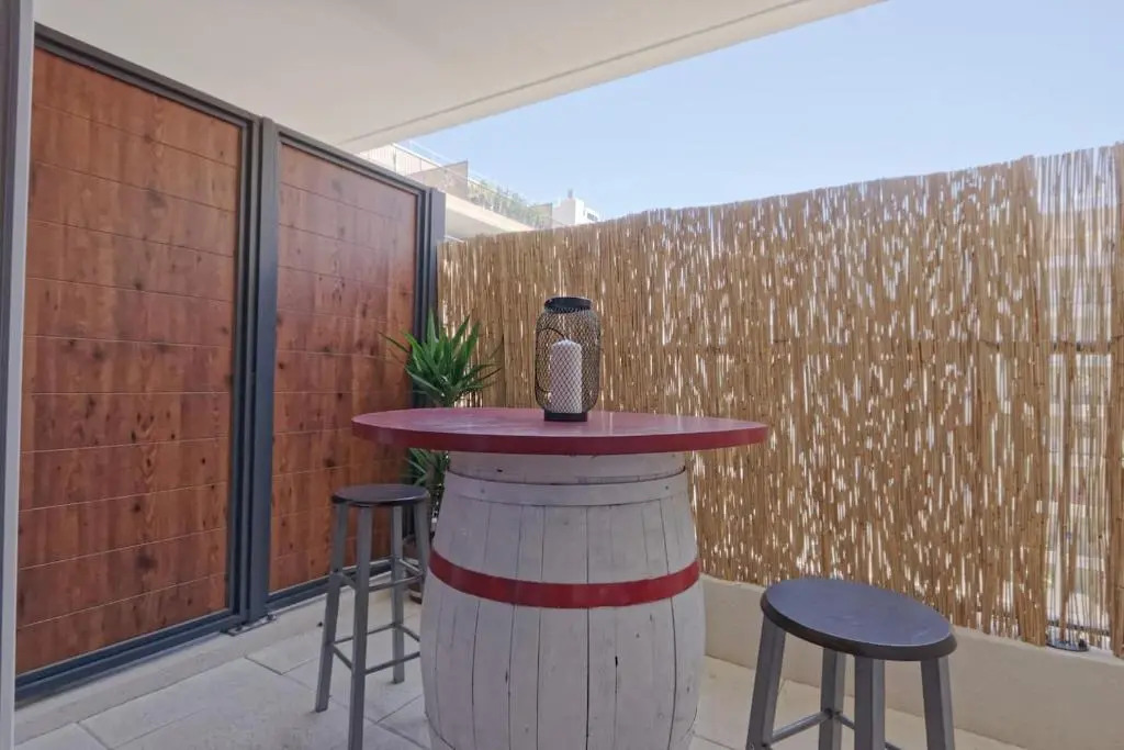 Appart climatisé - Parking gratuit - Balcon - CAPTURA