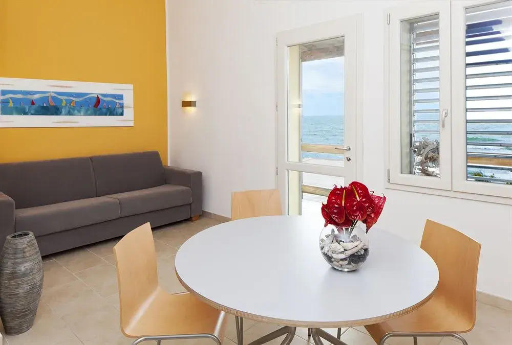 Golfo del Sole Hotel & Holiday Resort