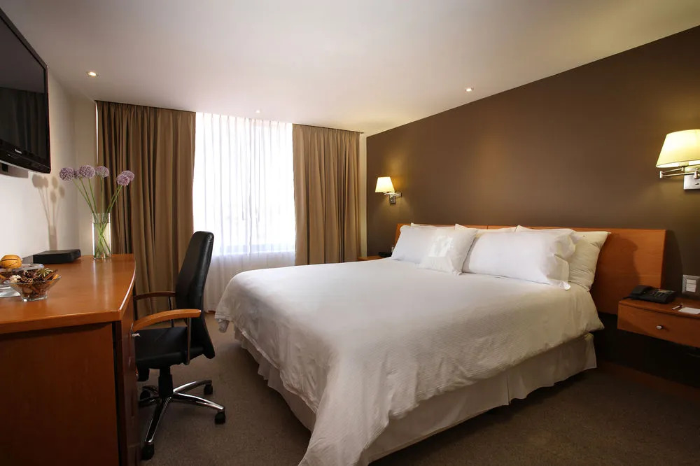 El Dorado Hotel