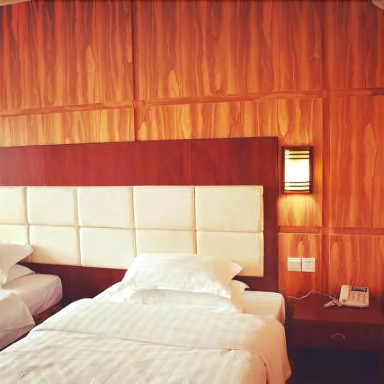 Tongcheng Business Hotel