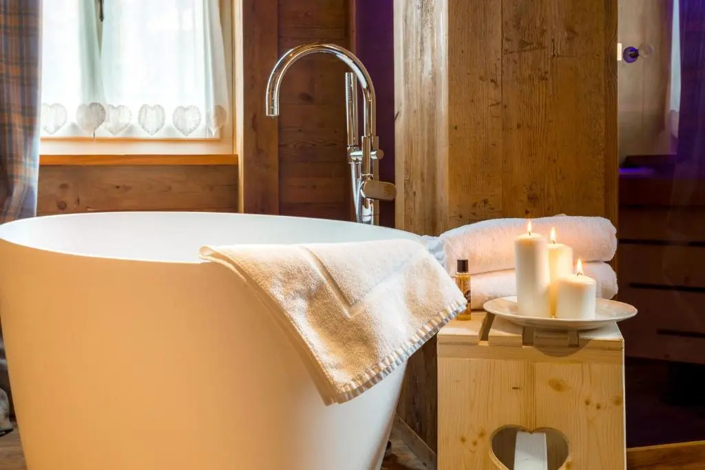 John Luxury Suites