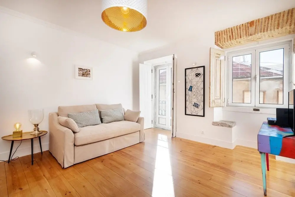 A Place to Call Home in Lisbon