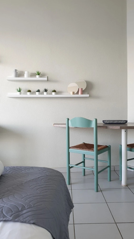 Ostria beachfront studio with seaview