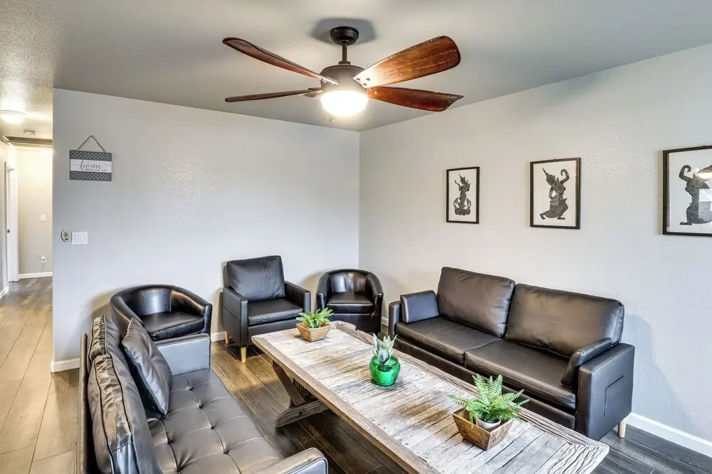 Fire Pit + Covered Patio: Bullhead City Escape!