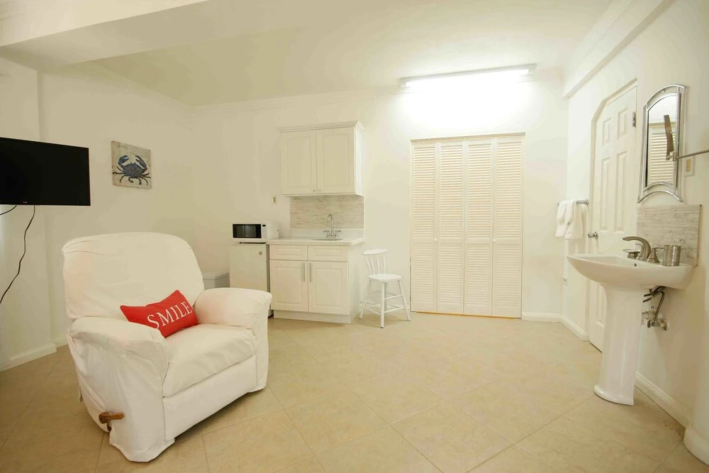 Cattleya's Green Suite Exquisite