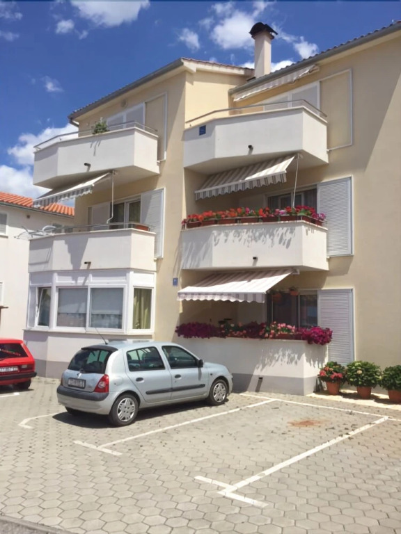 Apartment Rade