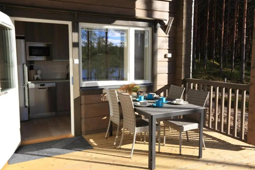 Villa Tukkilahti Lakeside 5 Bedroom Villa with Sauna