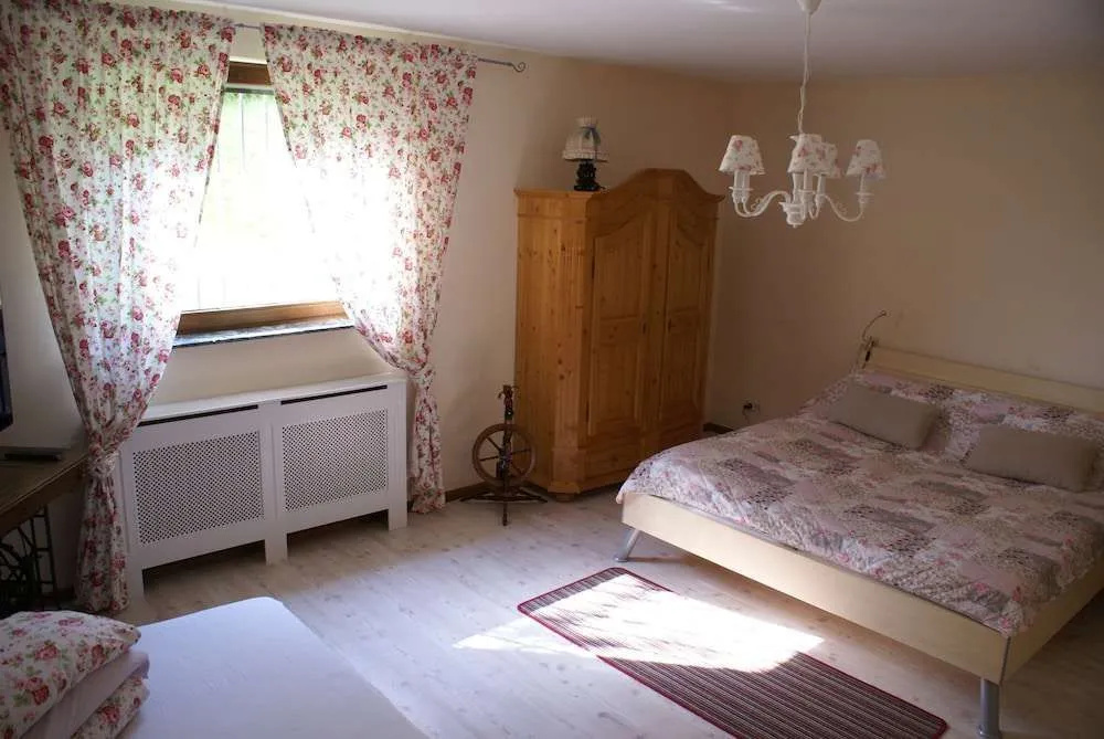 Oasis Apartment