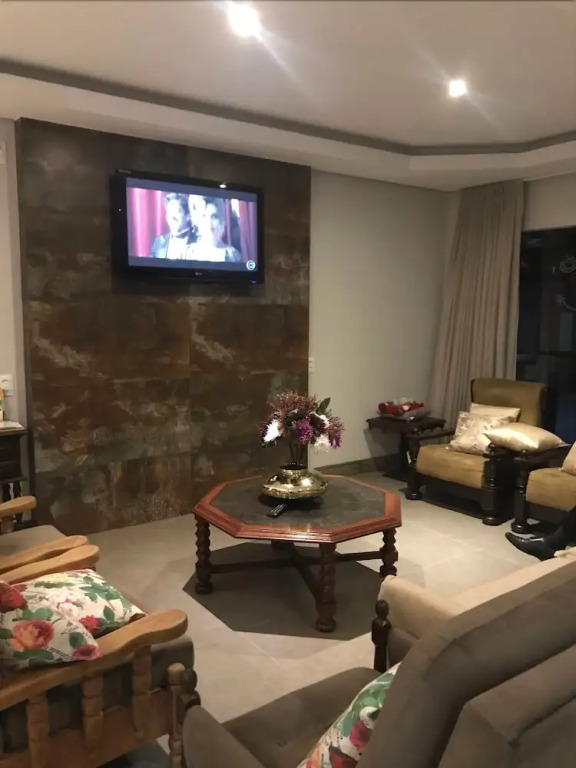 Shallom Hotel