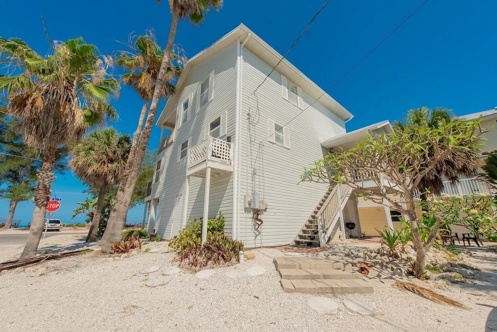 Coquina Breeze Apartment 2