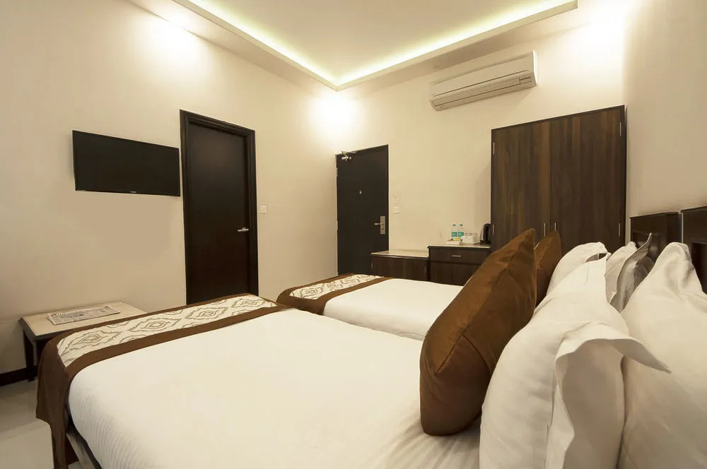 Hotel Presidency Blu Udaipur