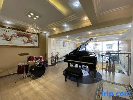 Yilingyun • Piano NOCTURNE • BLUE HORIZON • Music-Themed Design Guesthouse (Dali Ancient Town)