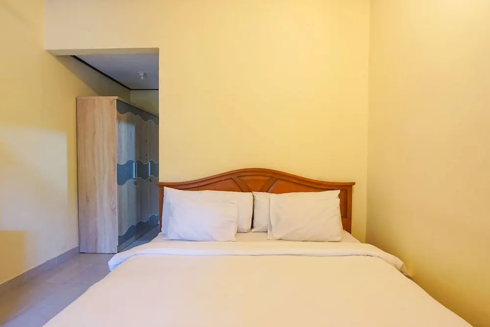 Ginas guest house
