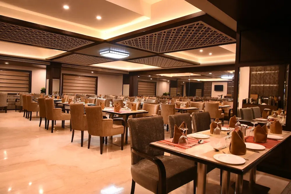 Landmark Hotel
