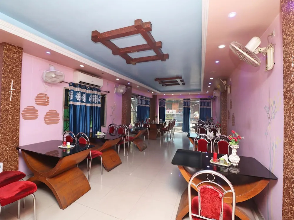 New Hotel Shivam by OYO Rooms