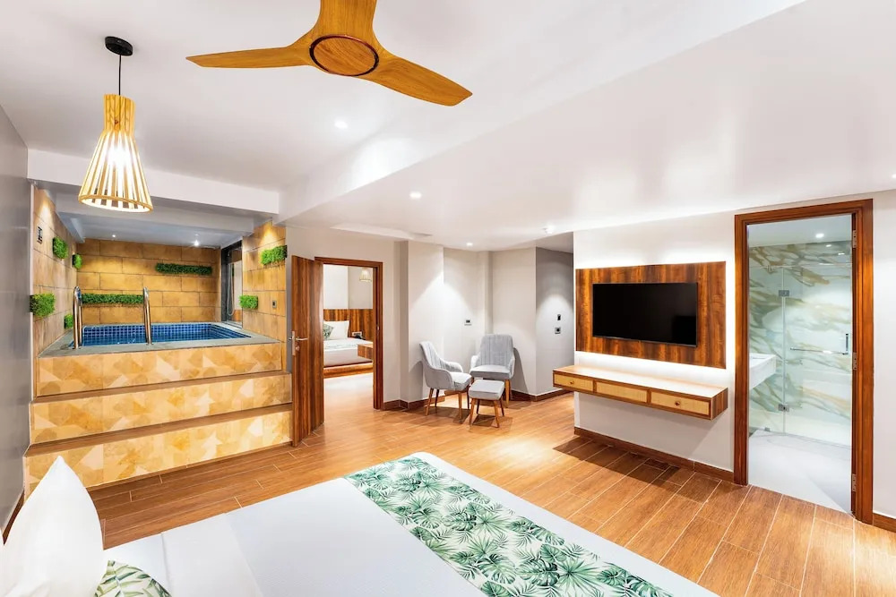 Holitel Anjuna Goa