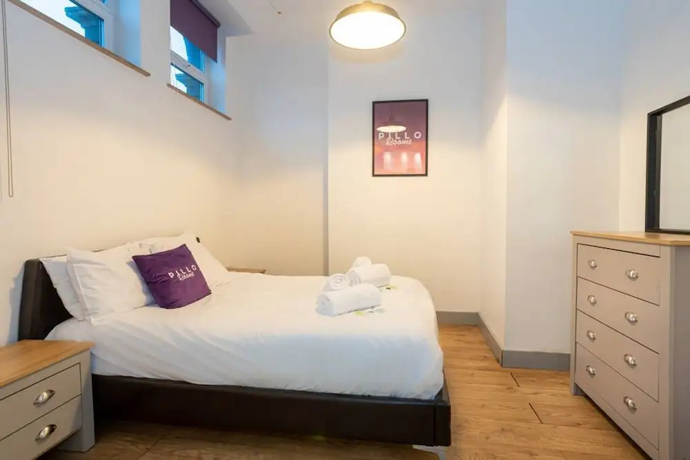 Unique 1 Bedroom Apartment by Pillo Rooms