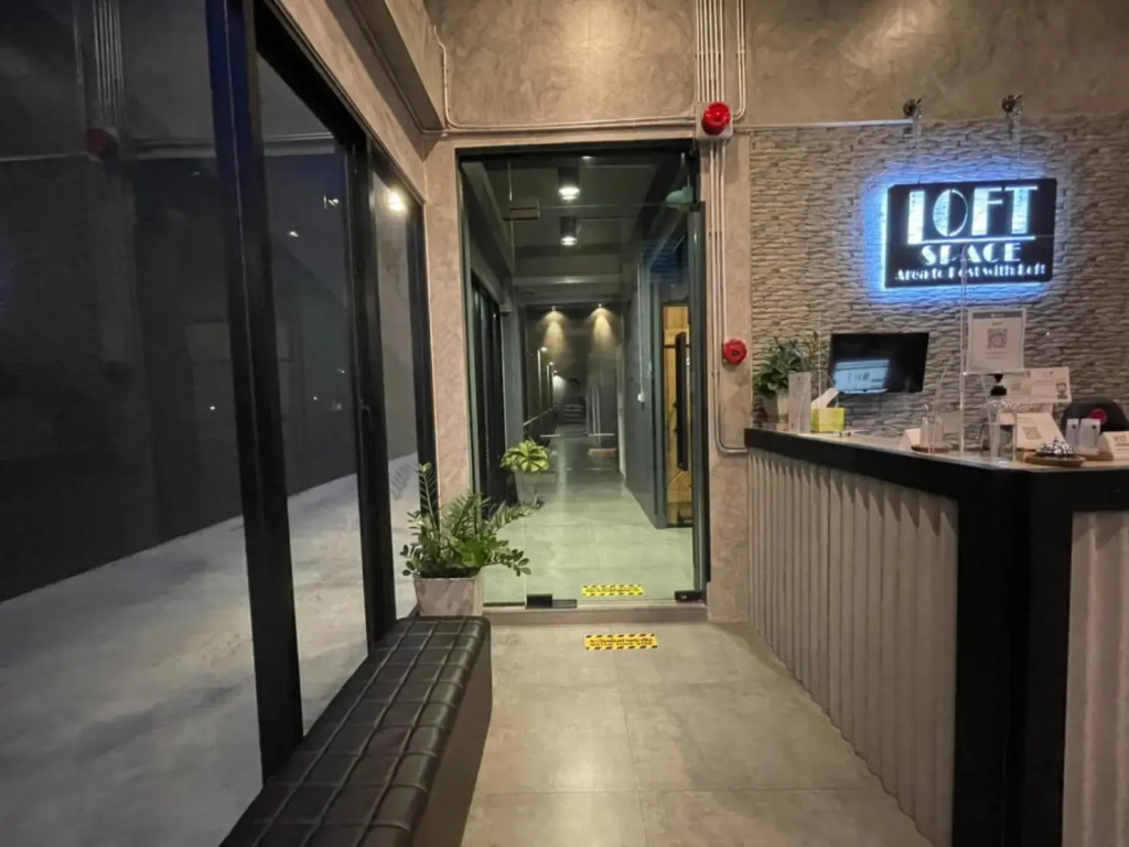 Loft Space Hotel