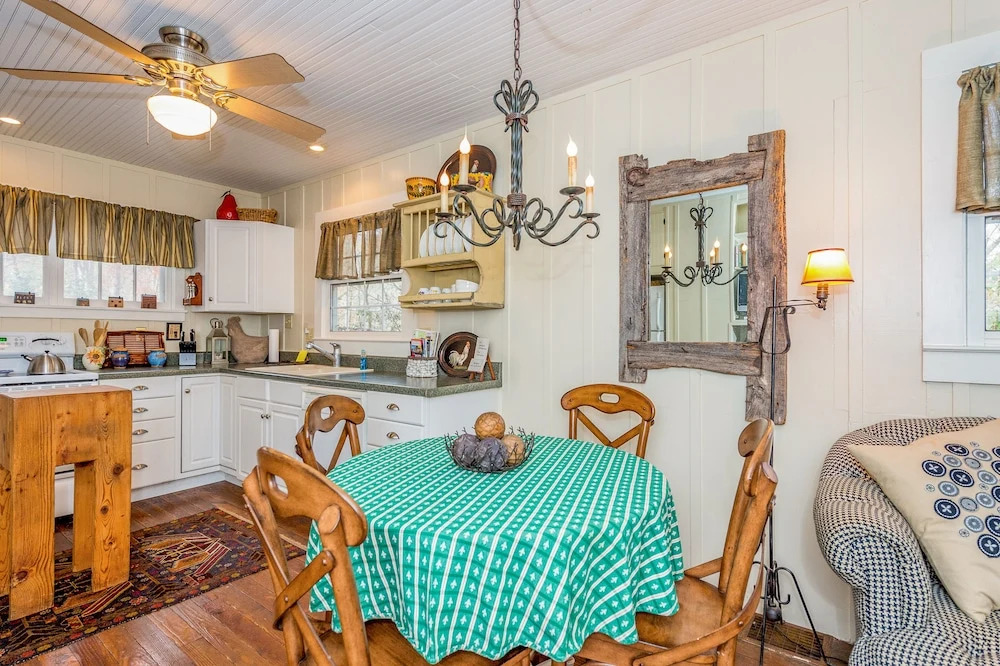 39B Maney Ln Home