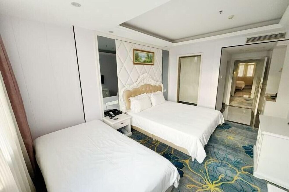Yafeng International Hotel