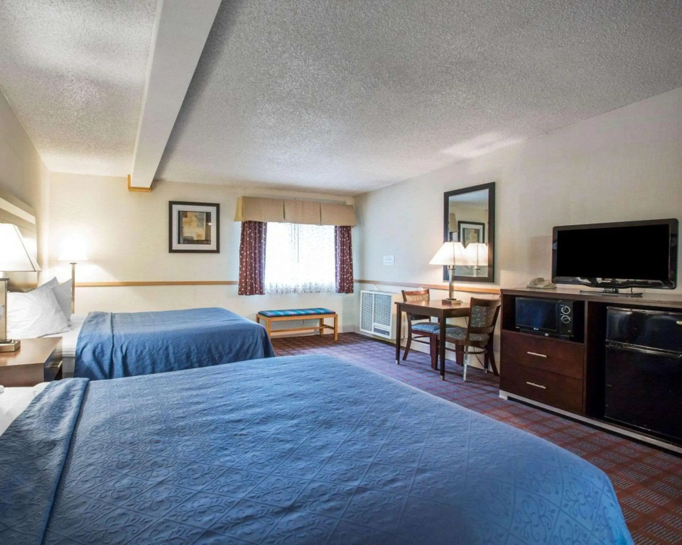 Quality Inn near Mammoth Mountain Ski Resort