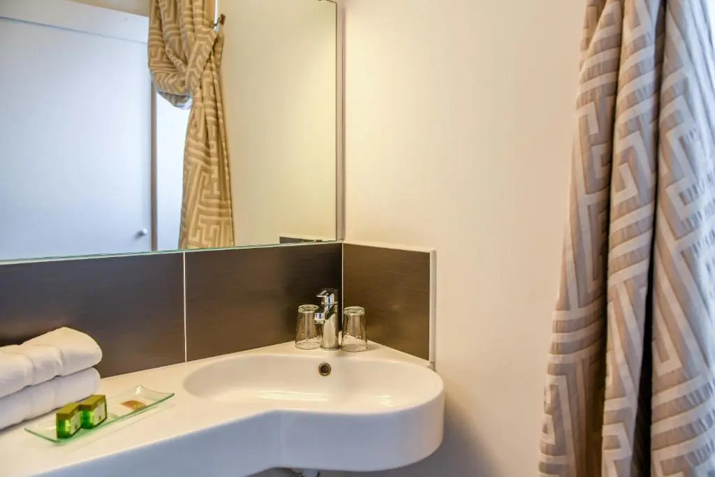 Logis Hôtel & Restaurant La Villa Bleue