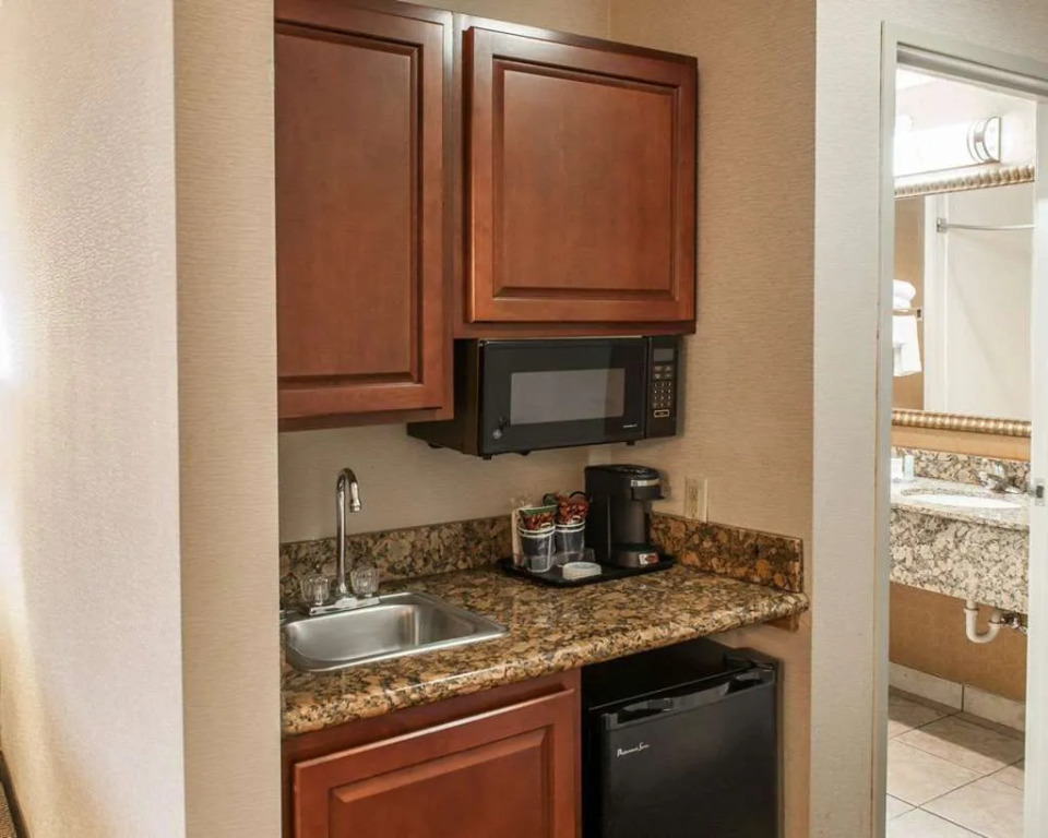 Comfort Inn