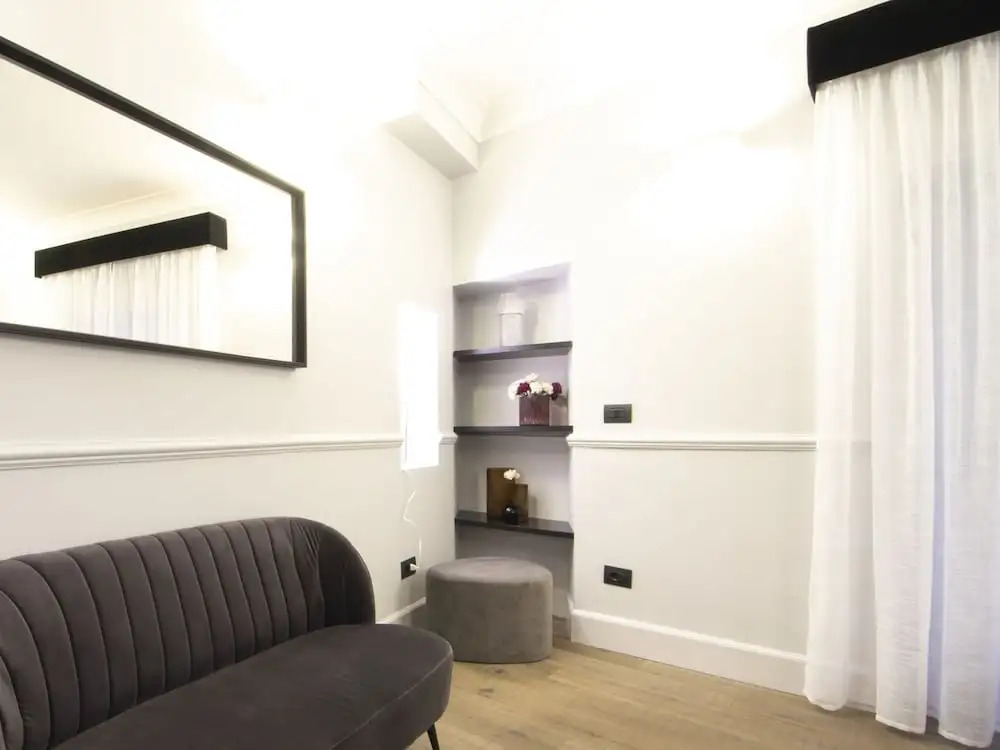 Gemini Suites Navona