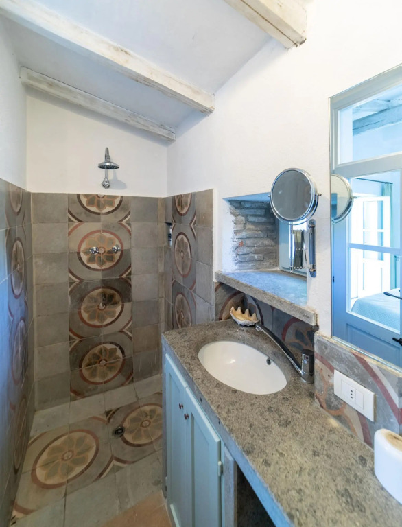Rustic and bright villa with private pool overlooking the sea.-VillaOlivastri