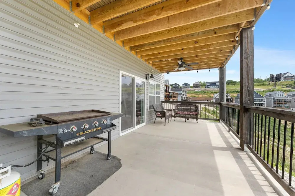 View Topia Vacation Home at Chateau Mountain with Pool and Tub by RedAwning