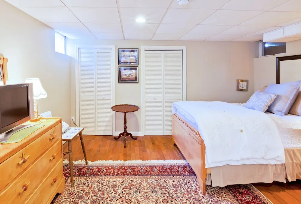 12 Bayberry Lane Home 2 Bedrooms 3 Bathrooms Home