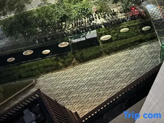 Youku Cinema Apartment (Zhanjiang Jinshawan Beach)