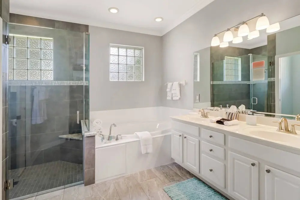 9151 Kings Cove Ct