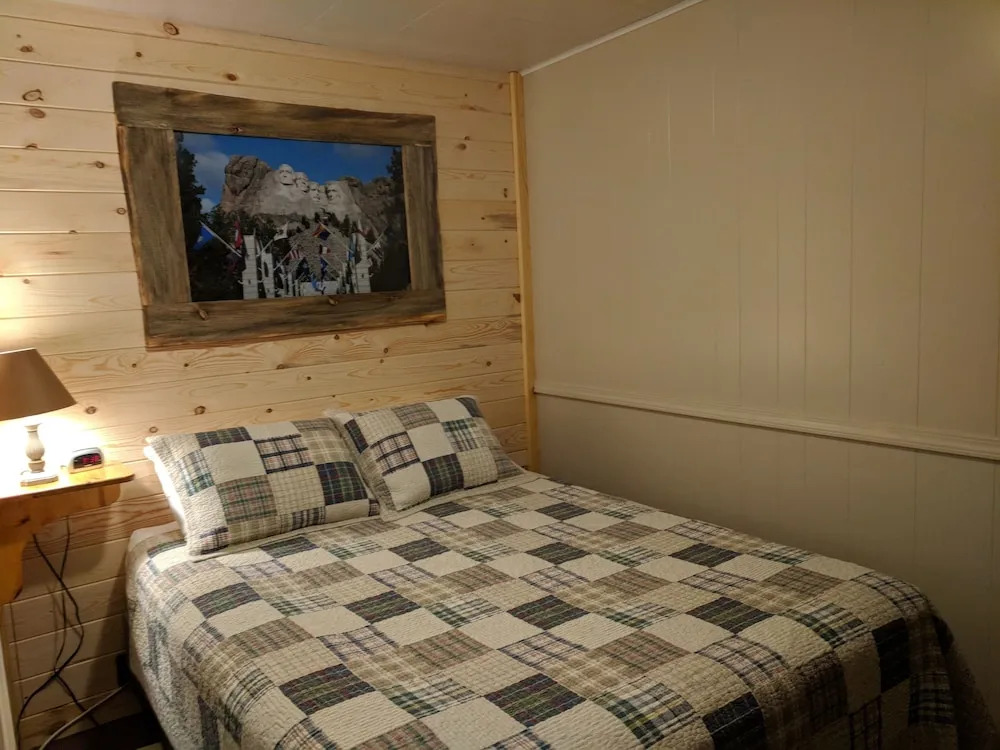 Allen Gulch Cabins